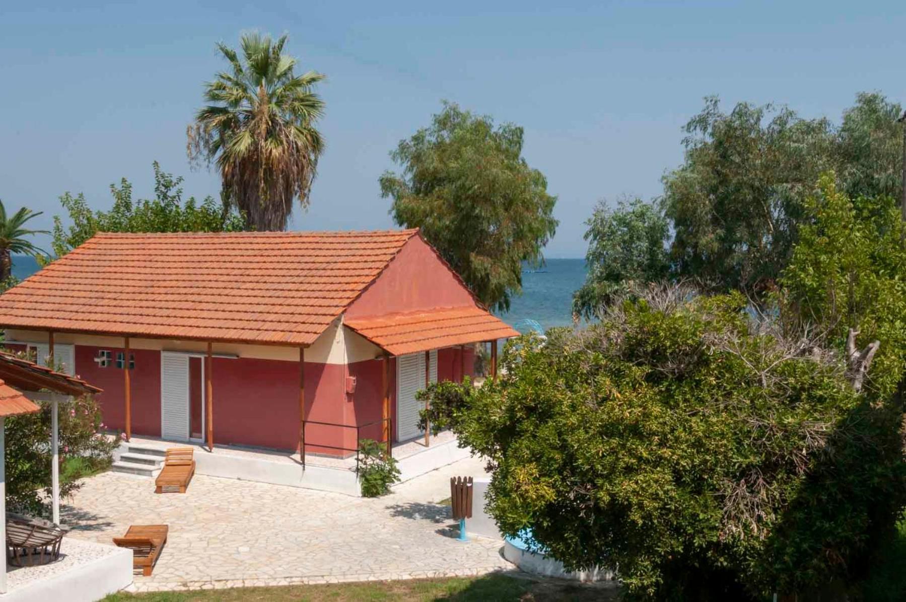 Lemami Seafront Case de vacanță